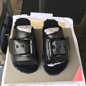 4CCCCEES LEATHER MELLOW LAZE SANDALS-SIZE 38 (7-7.5)